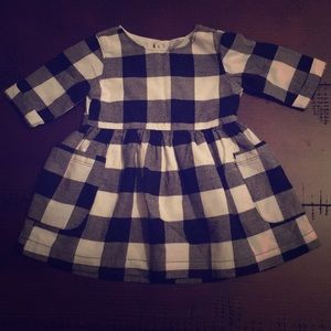 Baby girl dress size 9months